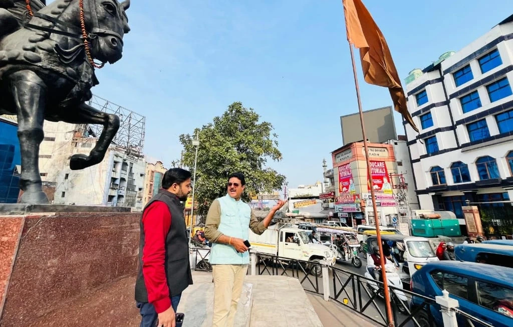 HUSSAINGANJ CHAURAHA