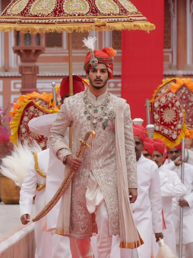 इशान खट्टर की लाइफ और करियर